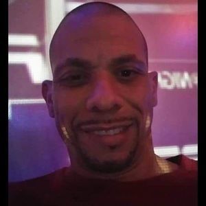 Meet your Posher, Lawrence